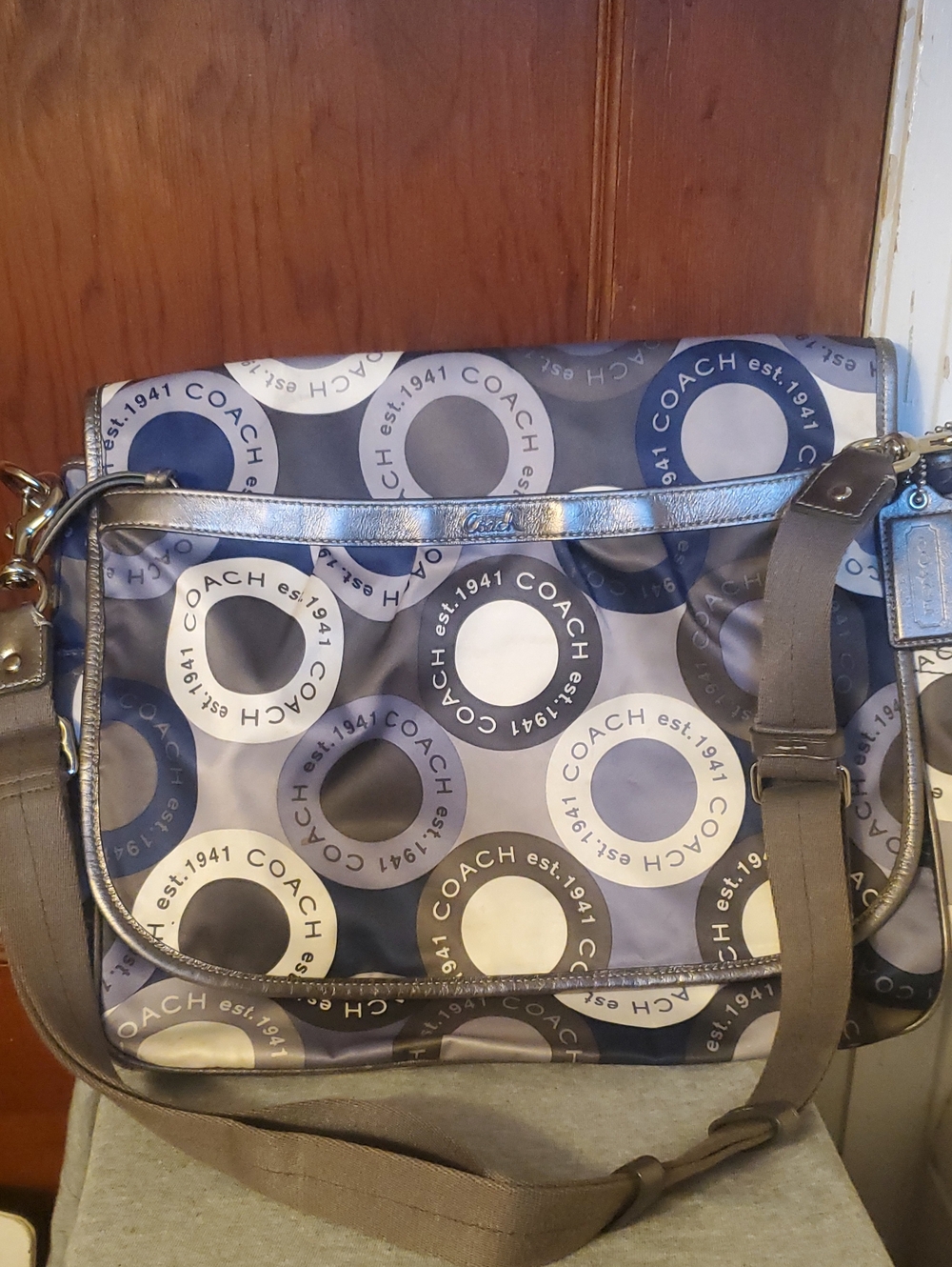 Coach Navy Grey Snaphead Multi-Function Messenger Bag Style/Serial #L1176-F18377